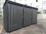 Forvandle uteområdet ditt, beskytt containerne mot uvedkommende og reduser kostnadene for avfallshåndtering med våre estetiske og sikre containerplasser