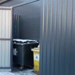 Konteinerplasser med stålplater